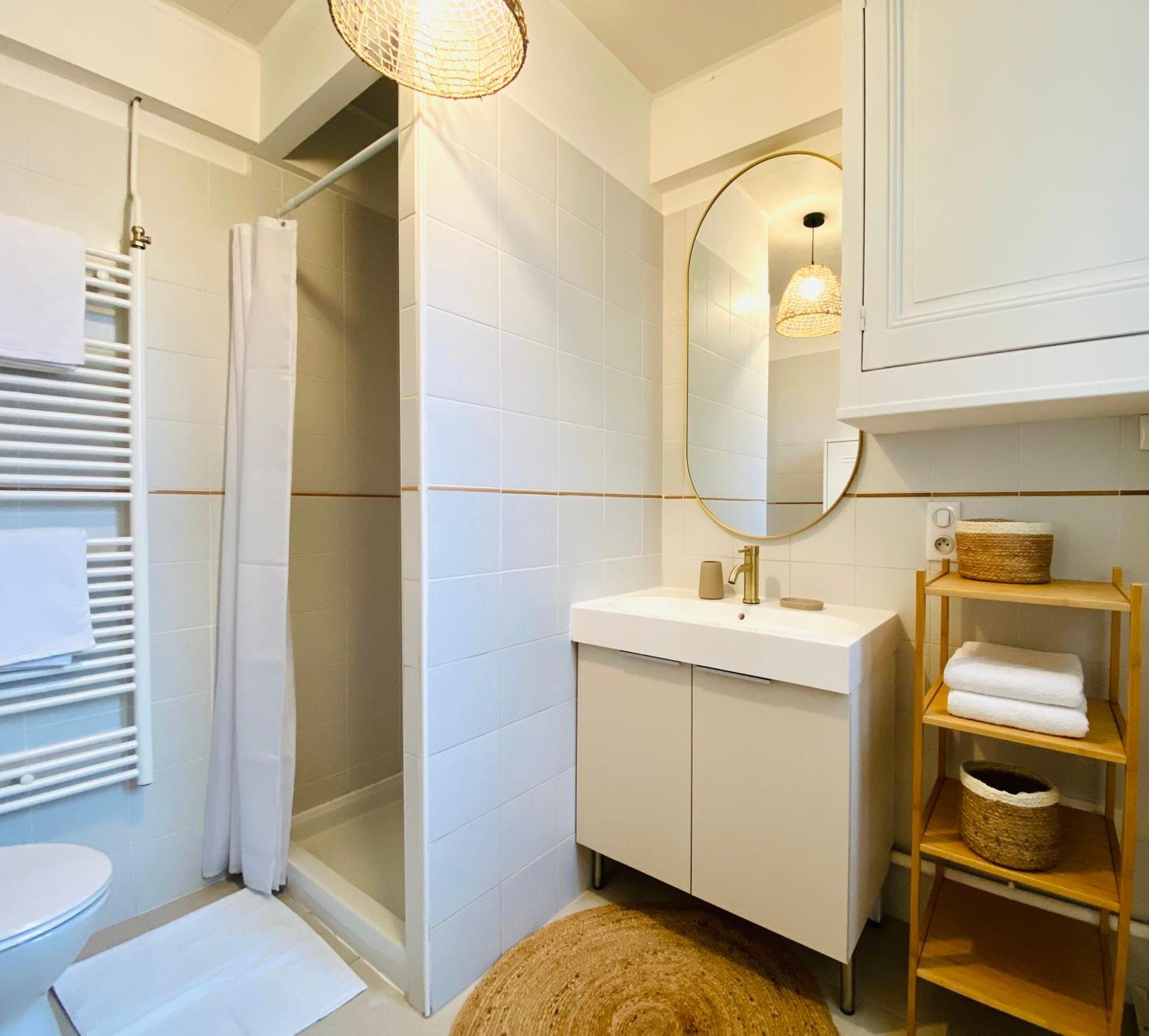 Le Subtil - Best Keys - Elegance & Confort - 2 Chambres Separees - Lit Queen Size - Smart Tv Netflix - Entre Gare & Centre Ville - A 1H De Paris - Wifi Fibre - Check-In Autonome サンス エクステリア 写真