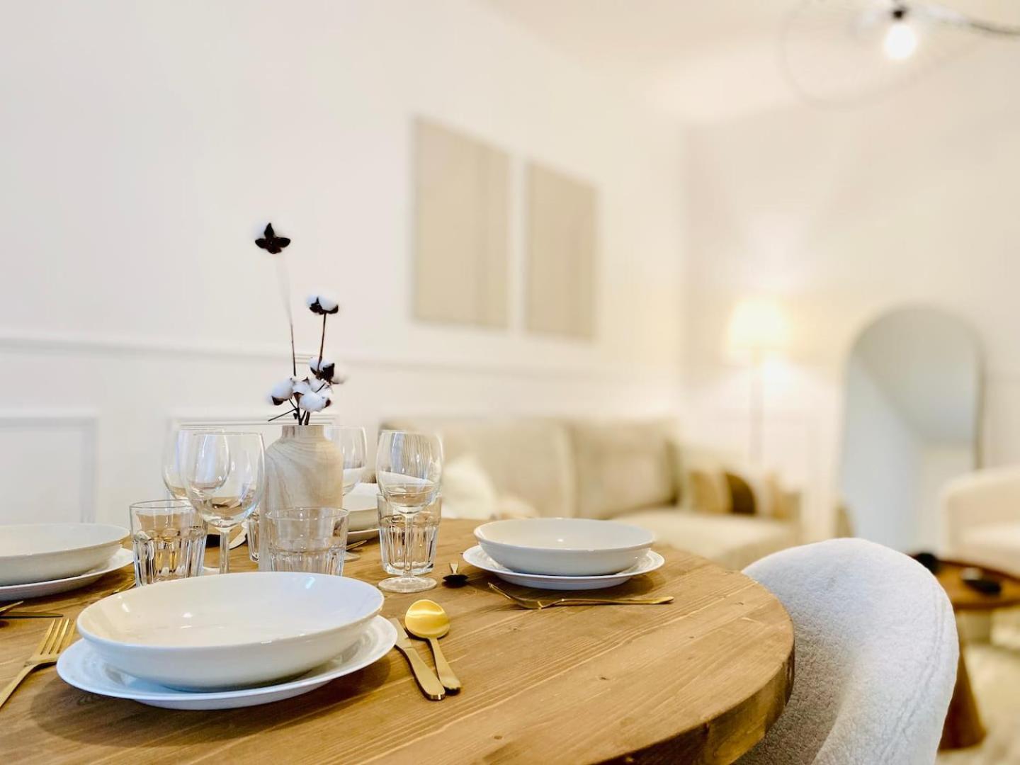 Le Subtil - Best Keys - Elegance & Confort - 2 Chambres Separees - Lit Queen Size - Smart Tv Netflix - Entre Gare & Centre Ville - A 1H De Paris - Wifi Fibre - Check-In Autonome サンス エクステリア 写真