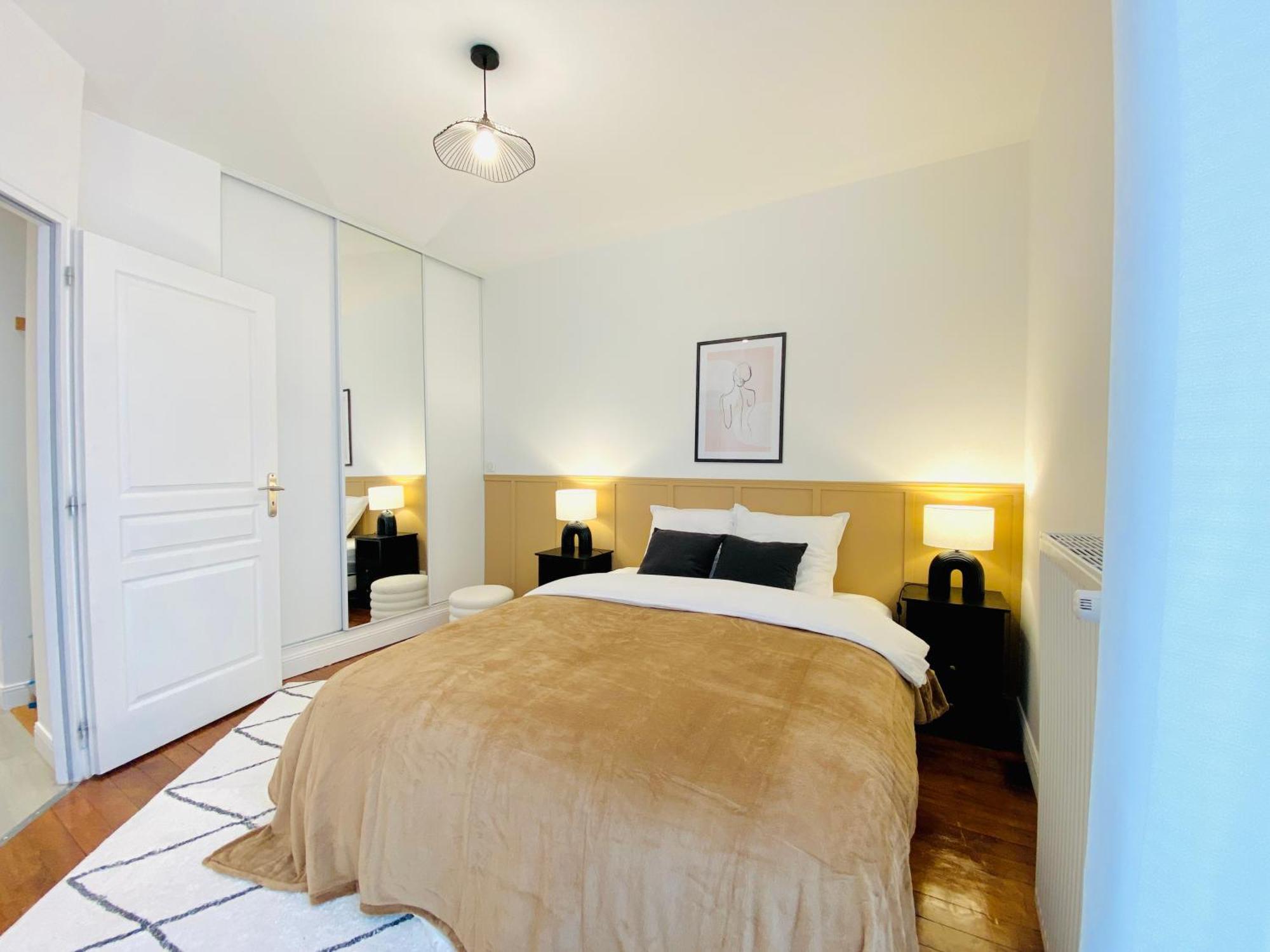 Le Subtil - Best Keys - Elegance & Confort - 2 Chambres Separees - Lit Queen Size - Smart Tv Netflix - Entre Gare & Centre Ville - A 1H De Paris - Wifi Fibre - Check-In Autonome サンス エクステリア 写真